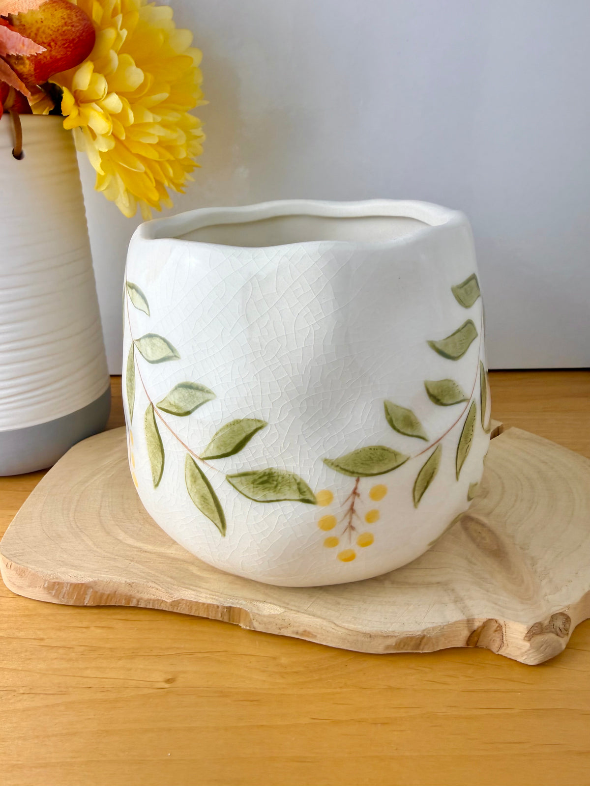 Hand Painted Green Leaf Round Planter