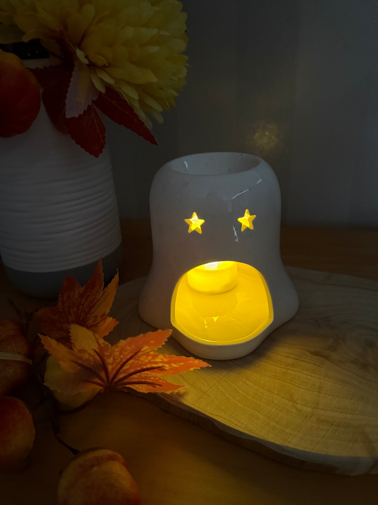 Ghost Shaped Oil Burner with pumpkin