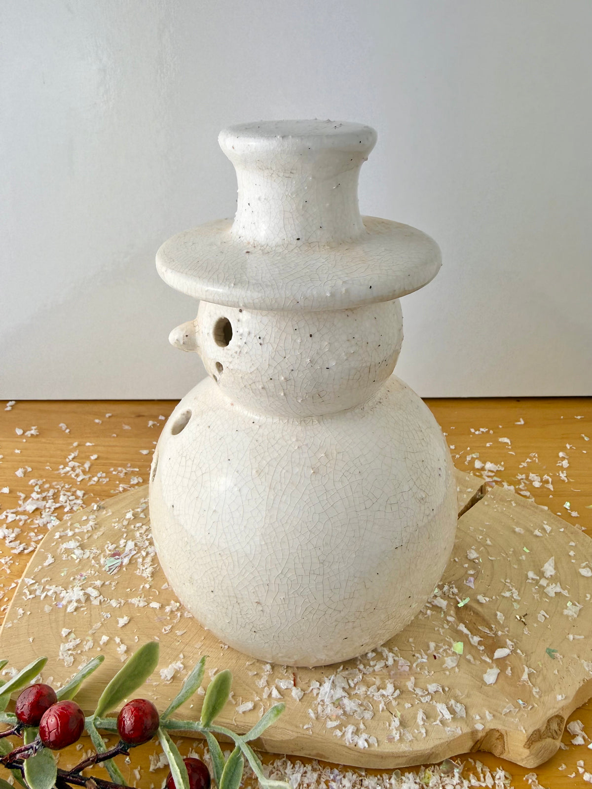 White Stoneware Snowman T-Light Holder