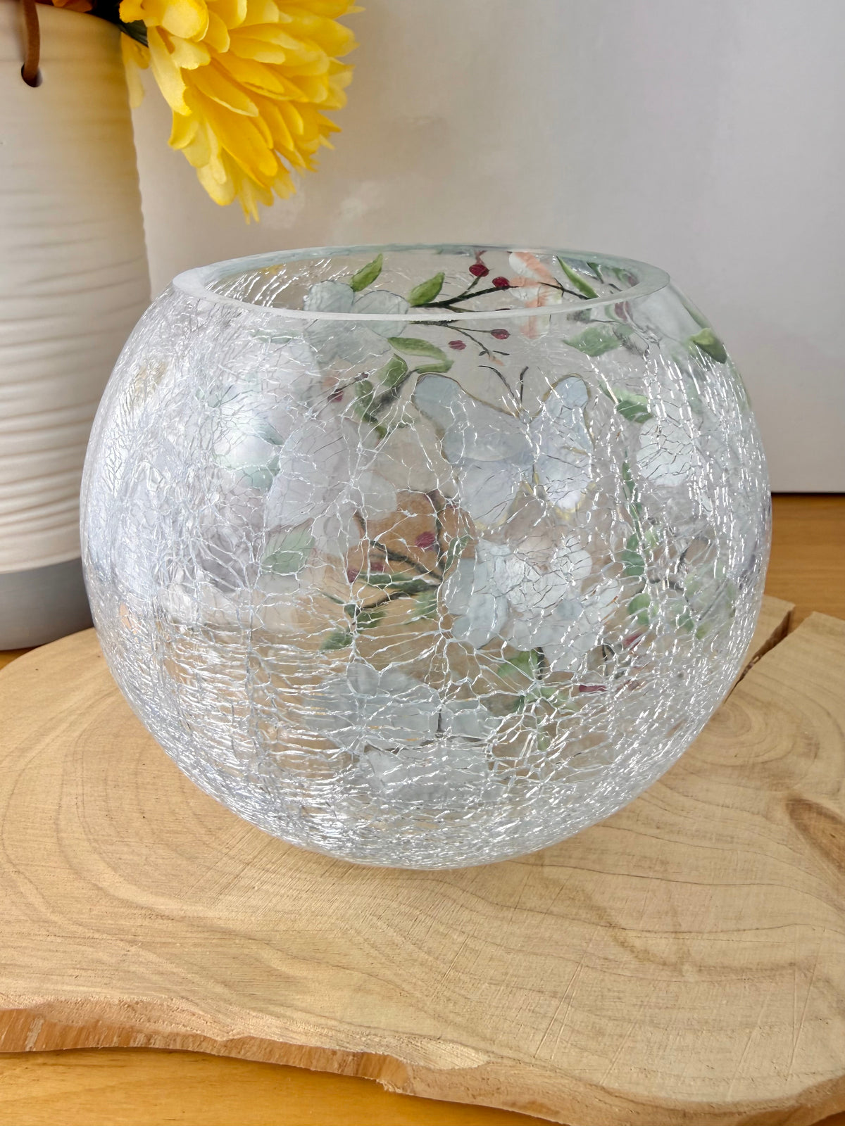 Pretty Butterfly Crackled glass Tealight Bowl
