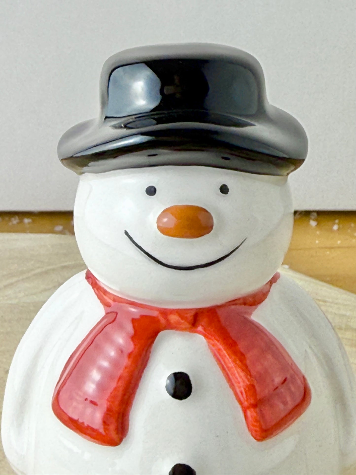 Snowman ceramic statue - 2 sizes