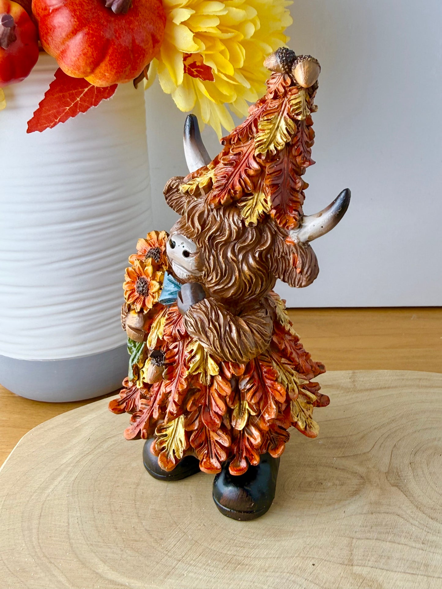 Highland Cow - Autumnal Outfits
