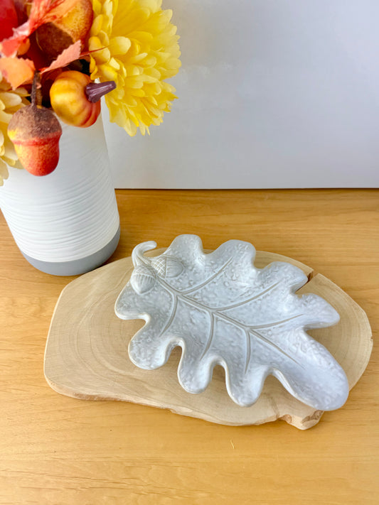 Oak Leaf Dish - single leaf design