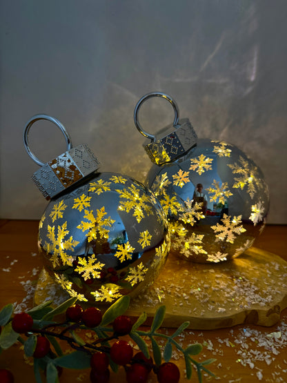 Christmas Light up Bauble - Silver