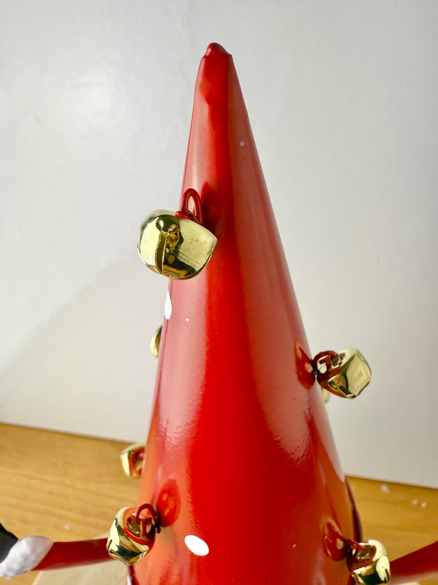 Metal Santa Gonk