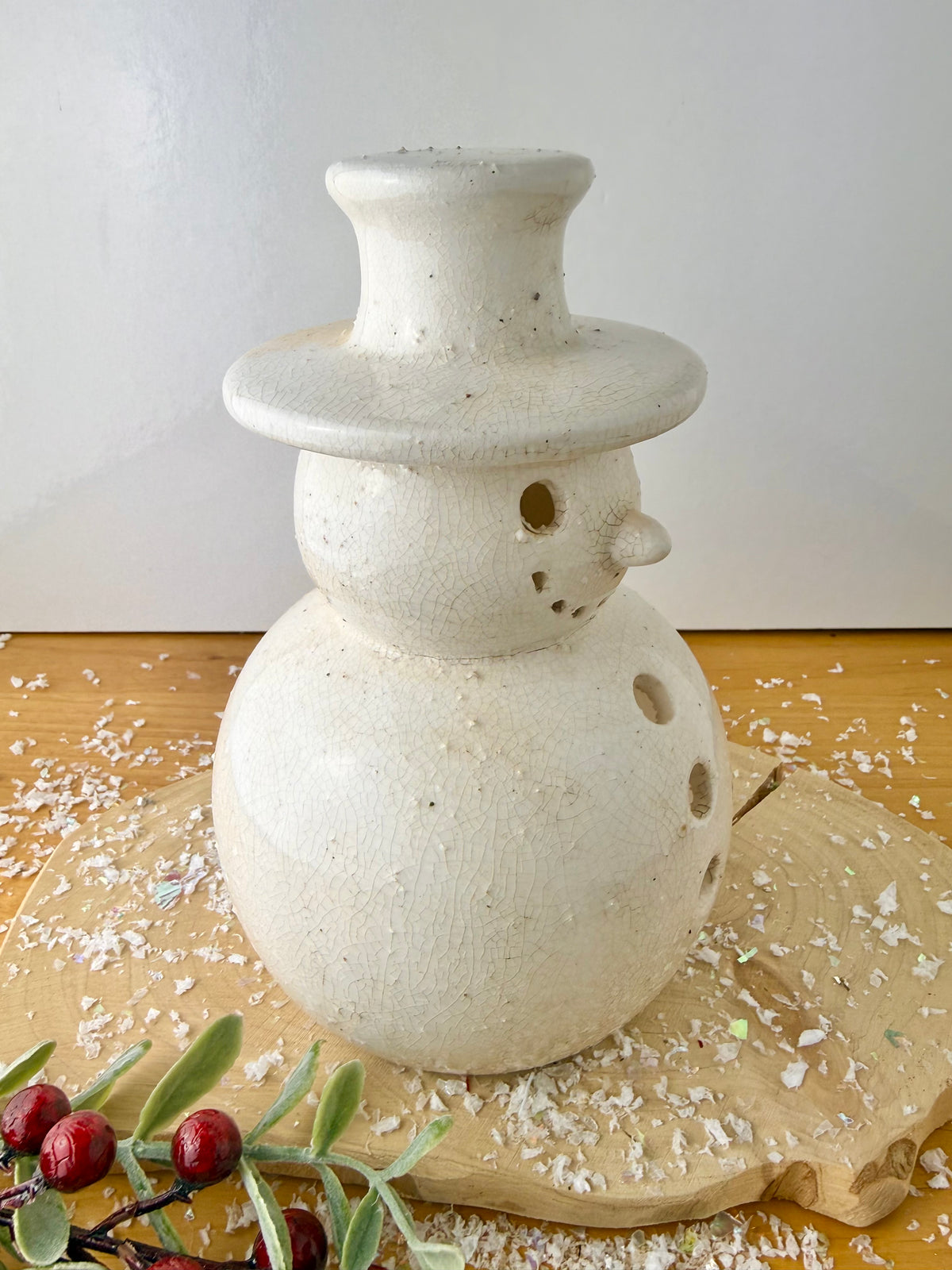 White Stoneware Snowman T-Light Holder