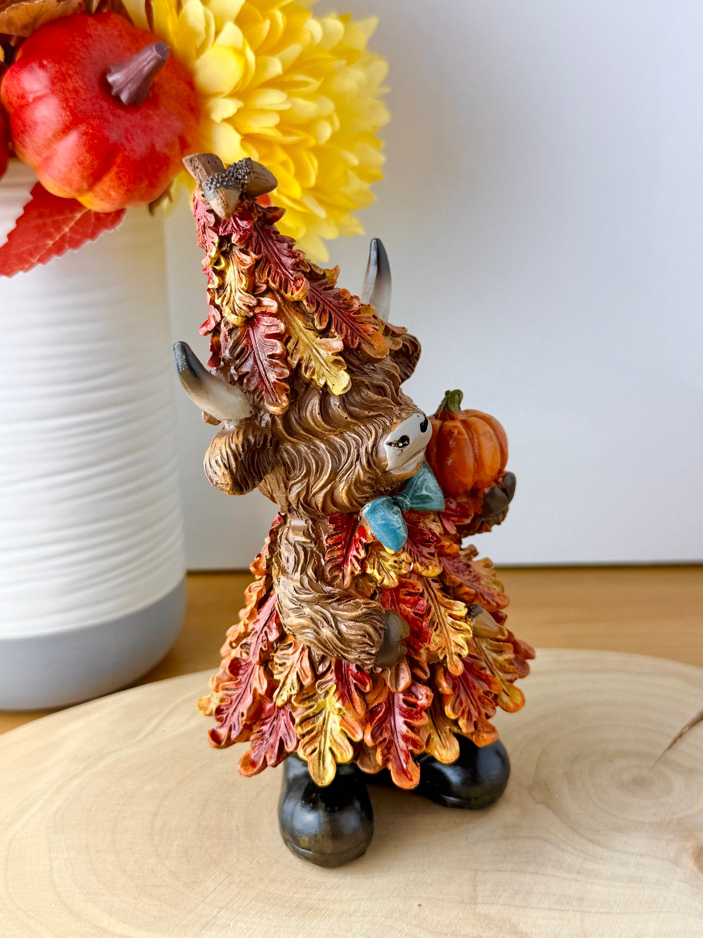 Highland Cow - Autumnal Outfits