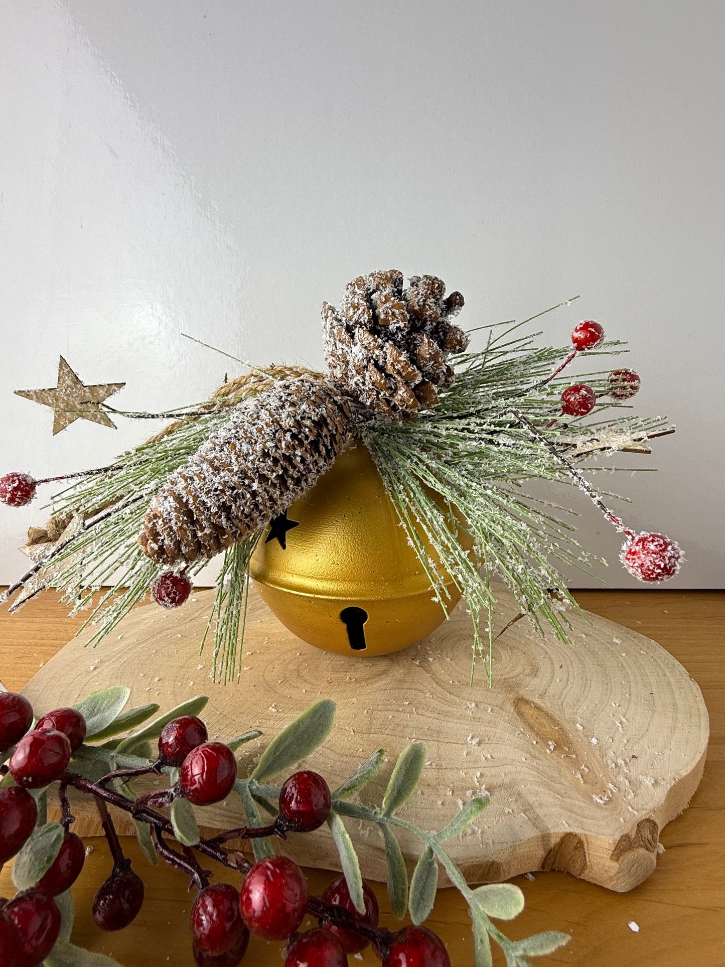 Metal Gold Christmas Bell