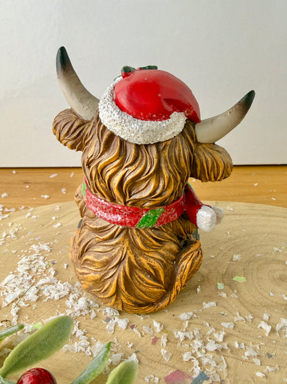 Highland Cows - Holding Christmas Tree or Present