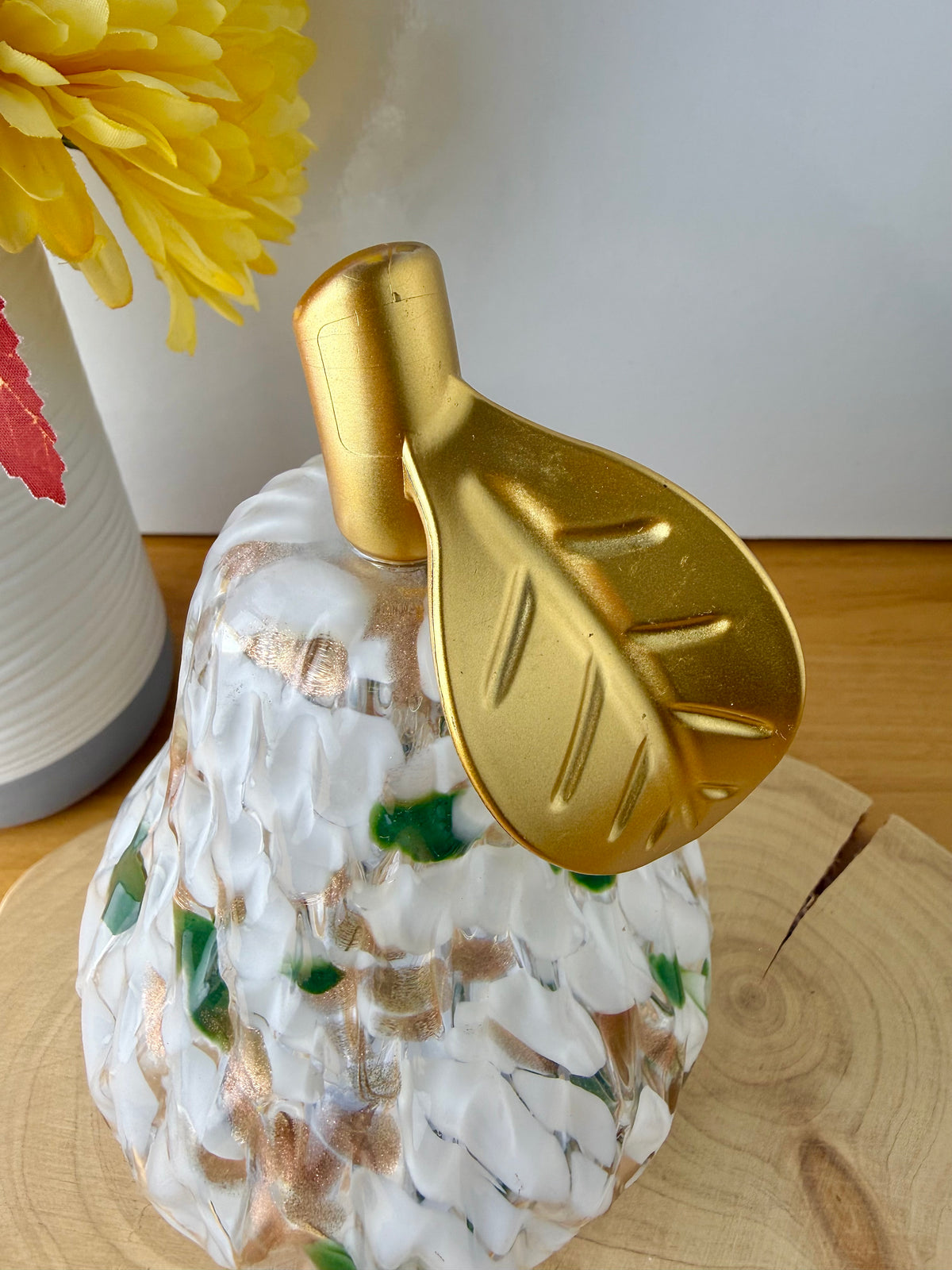 Diamond Cut Light Up Pear - Mottled Green with gold leaf - 2 Sizes