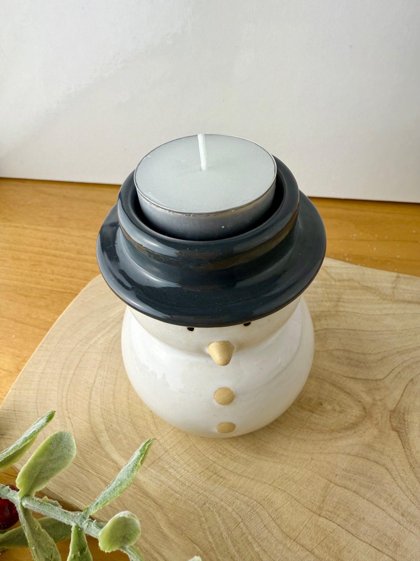 Snowman ceramic T-light holder