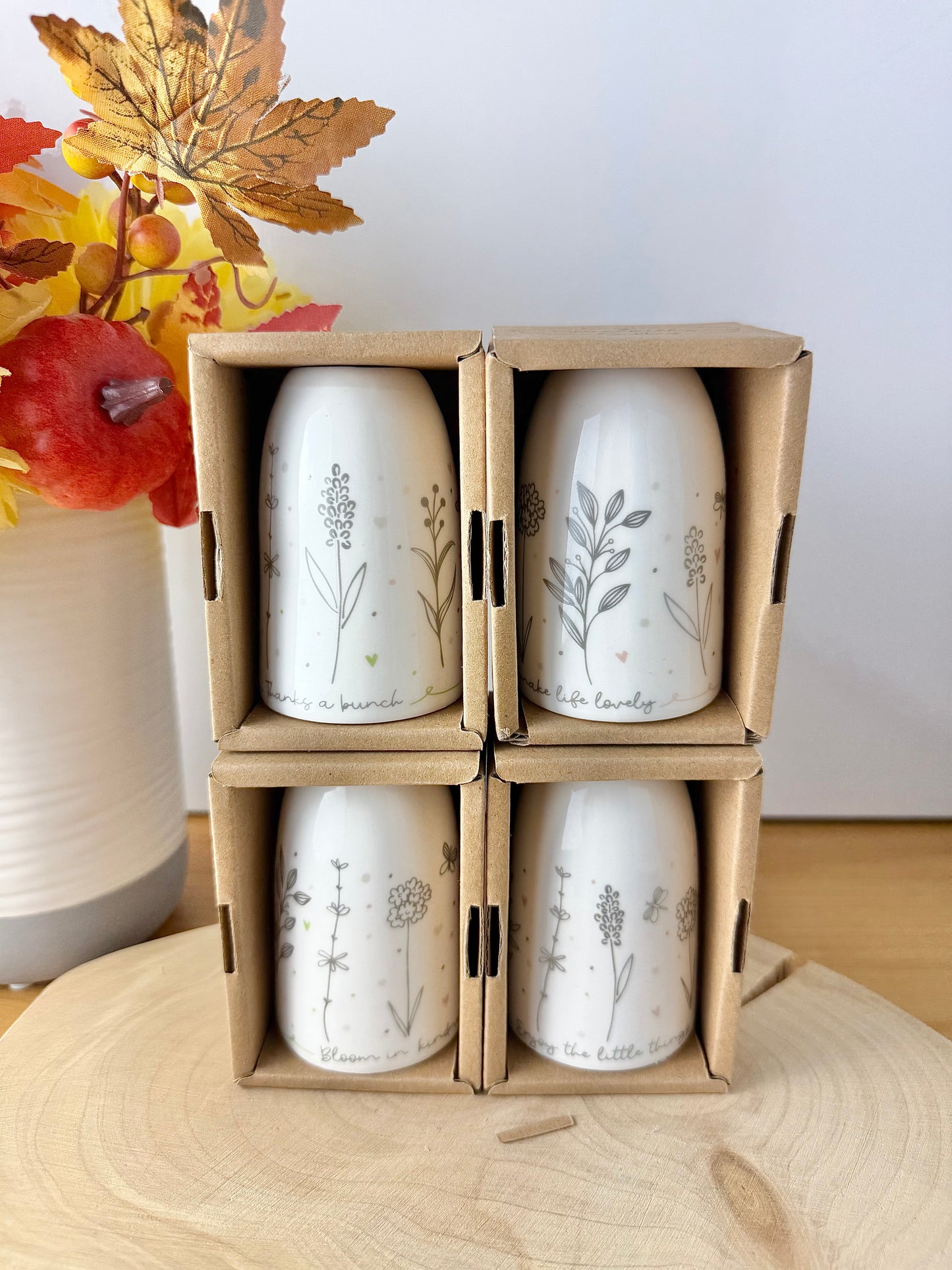 Gracefully Gifted Mini vase giftboxed - 4 designs