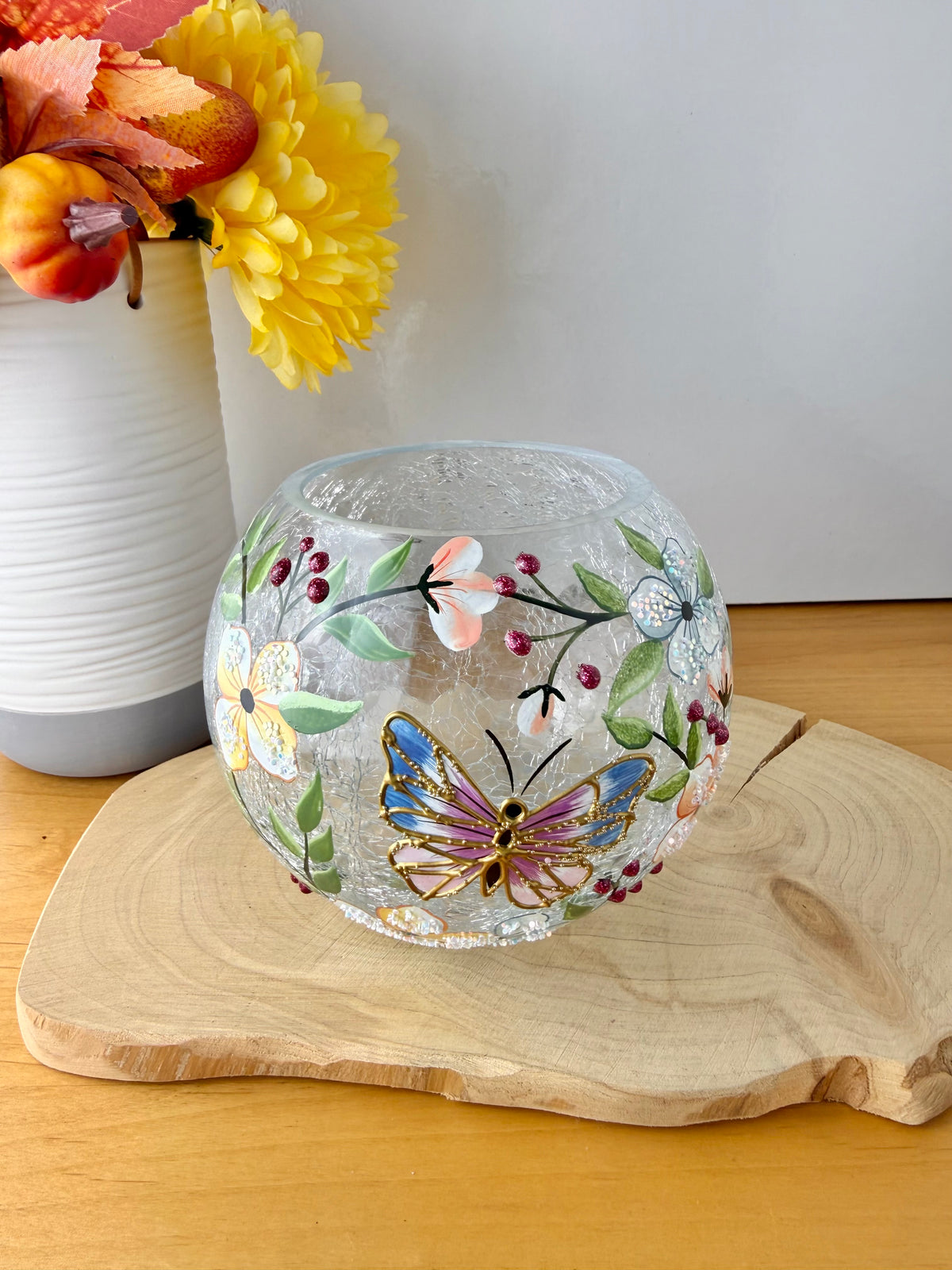 Pretty Butterfly Crackled glass Tealight Bowl