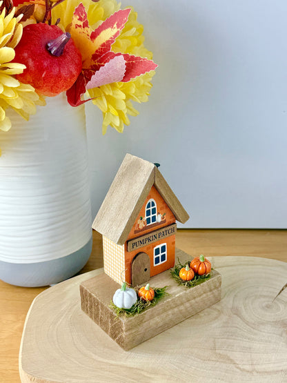 Autumn Wooden House - Pumpkin Patch