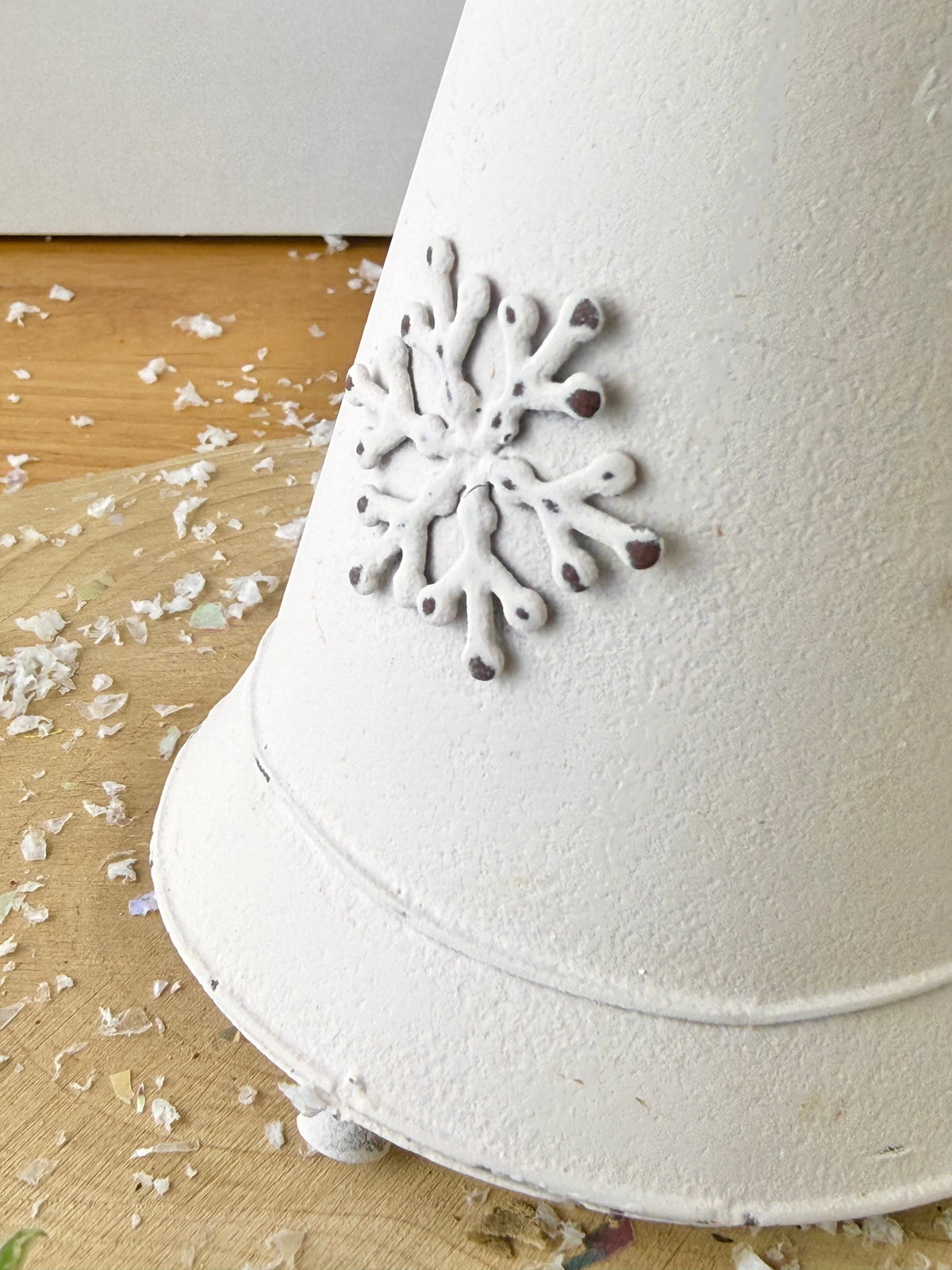 White Metal Bell with Snowflake design - 2 Sizes