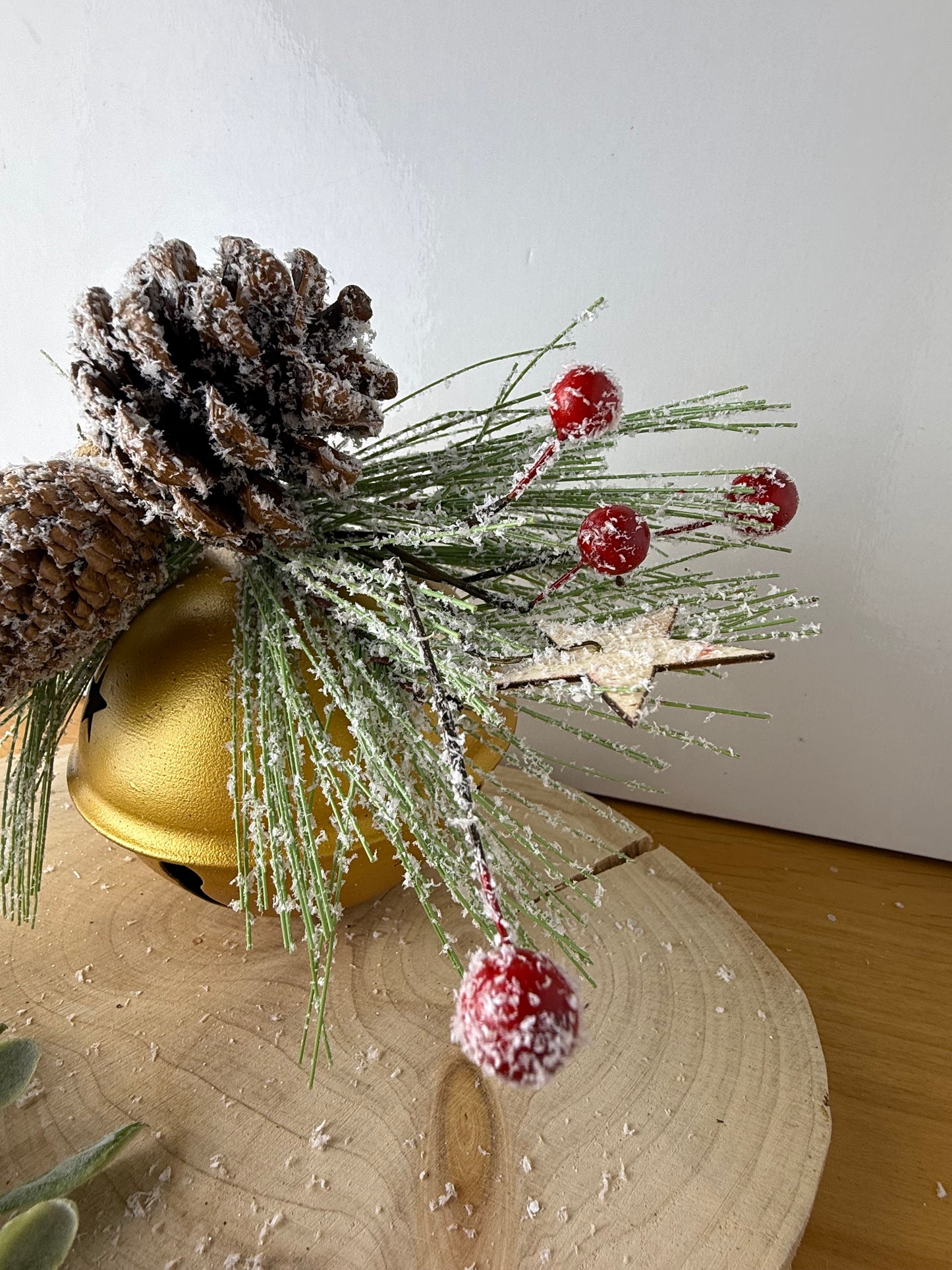 Metal Gold Christmas Bell