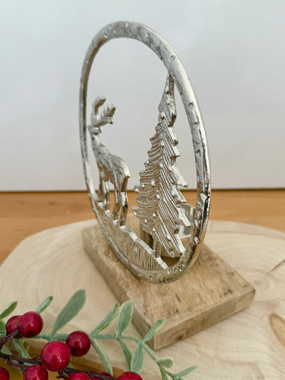 Round silver Christmas Scene T-light holder