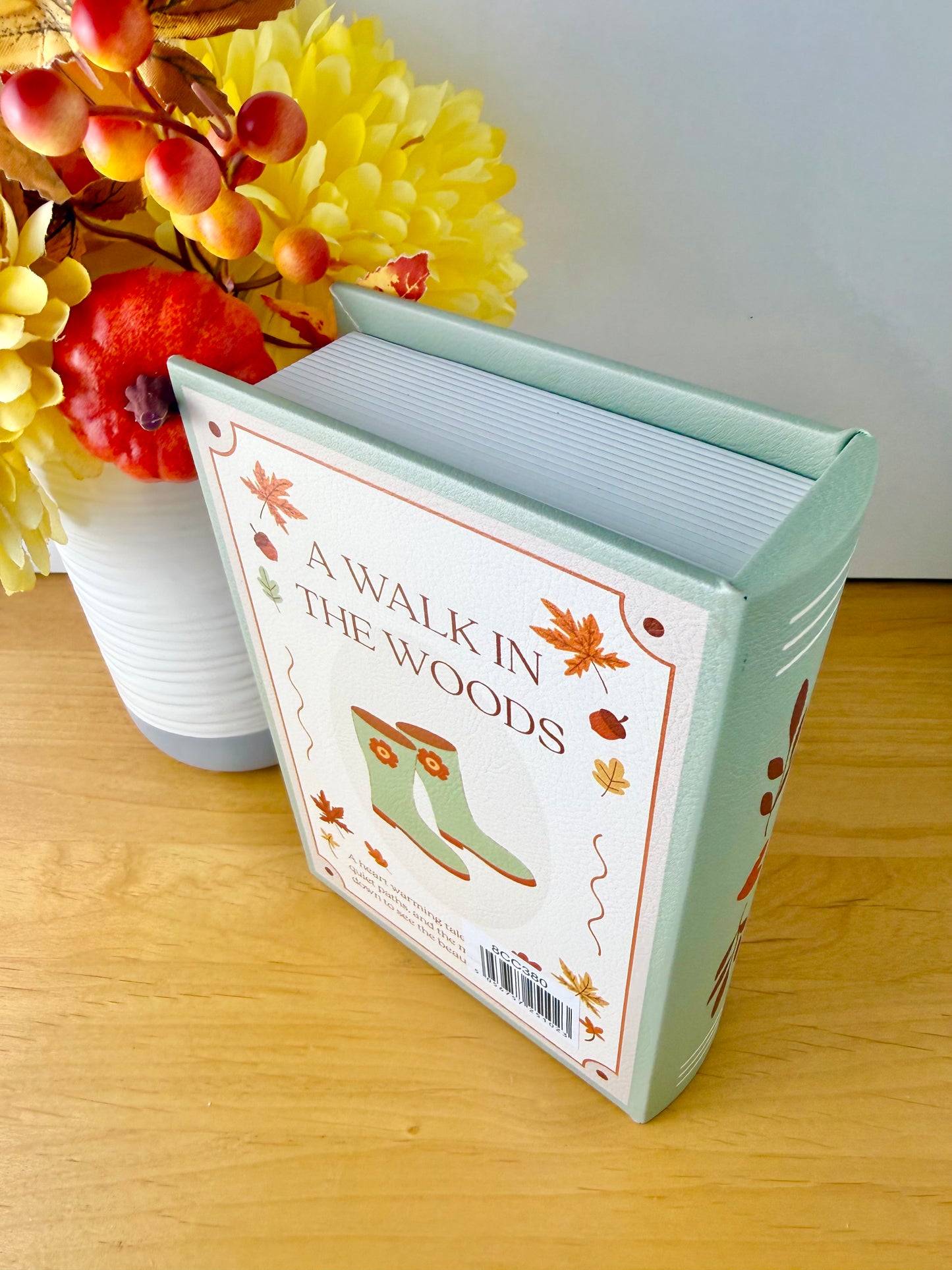 Cosy Chapter Wooden Book Box - A Walk in the Woods
