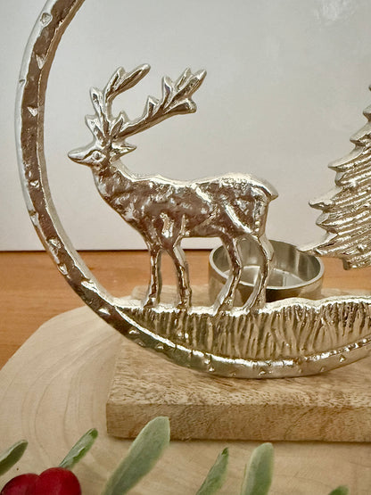 Round silver Christmas Scene T-light holder