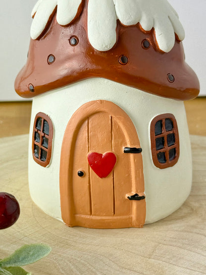 Christmas Pudding House - 2 sizes