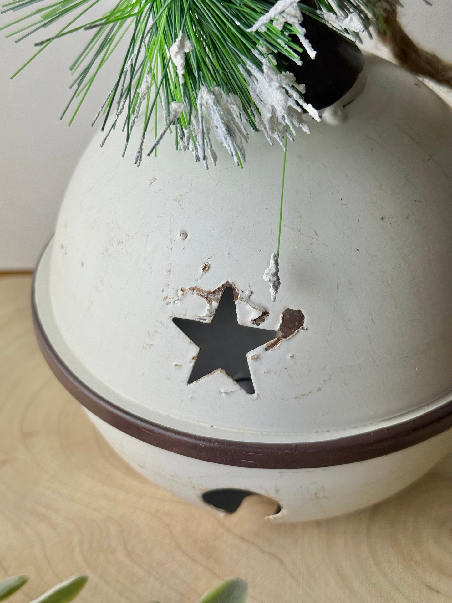 Rustic Metal White Christmas Bell