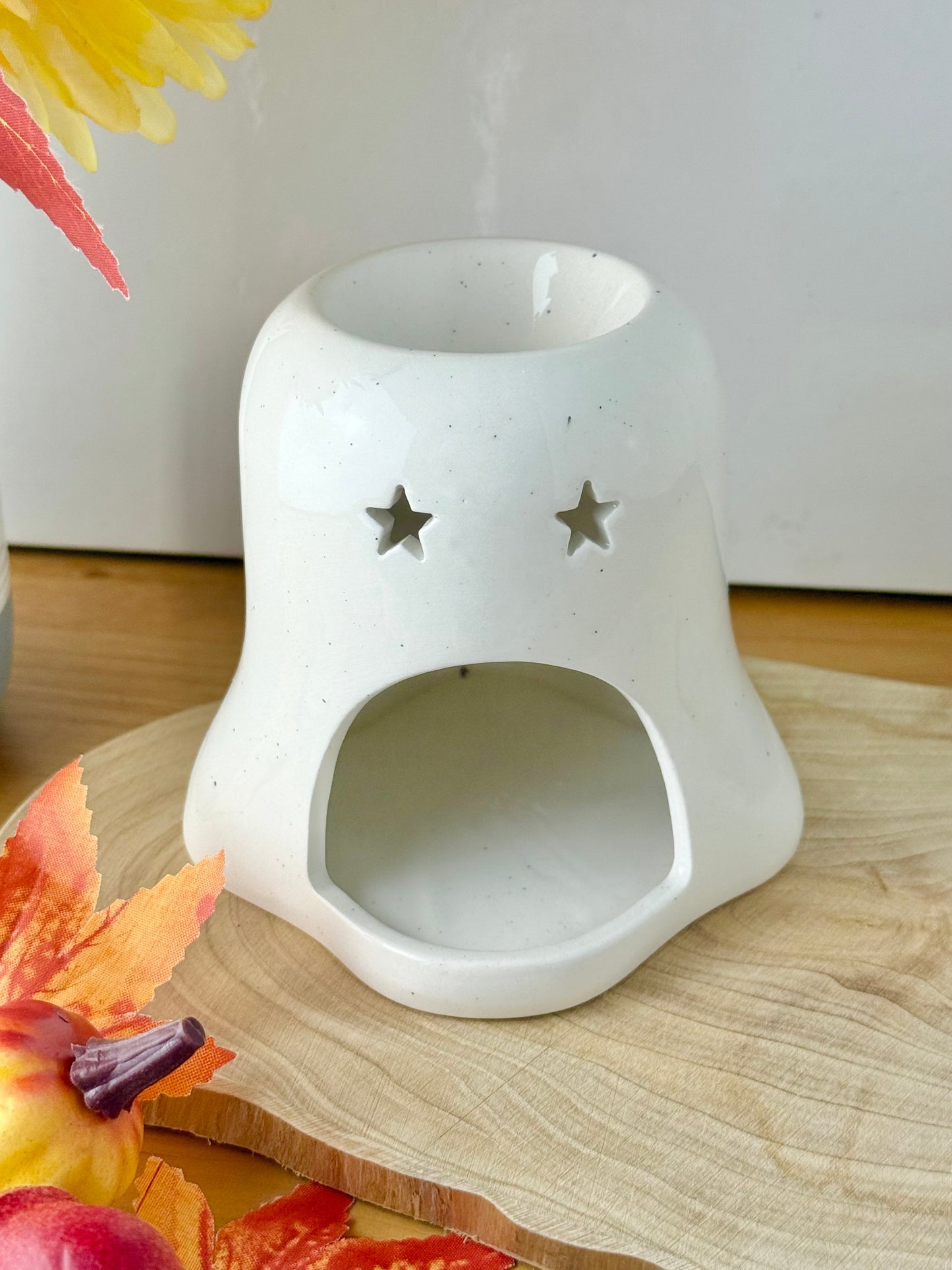 Ghost Shaped Oil Burner with pumpkin