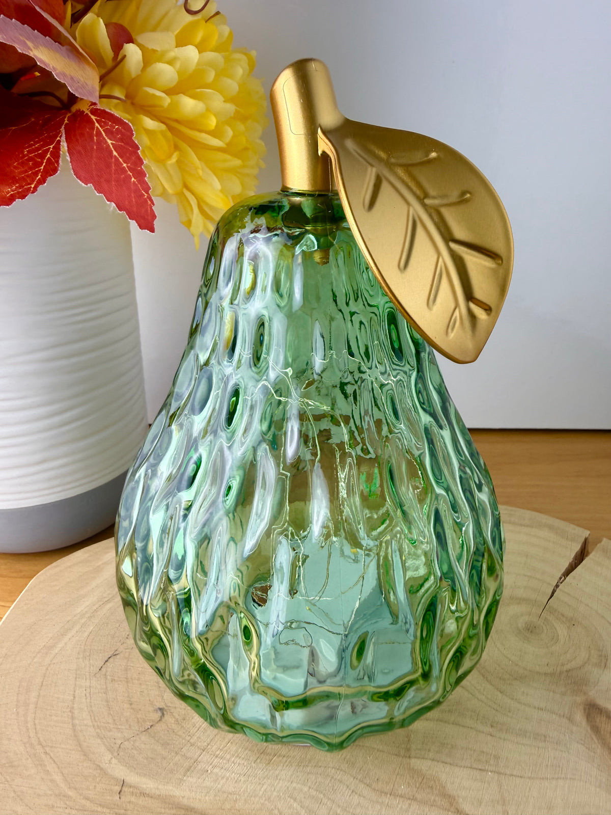 Diamond Cut Light Up Pear - Green with gold leaf - 2 Sizes