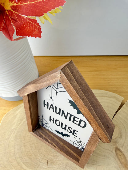 Spooktacular Halloween mini frame - Haunted House