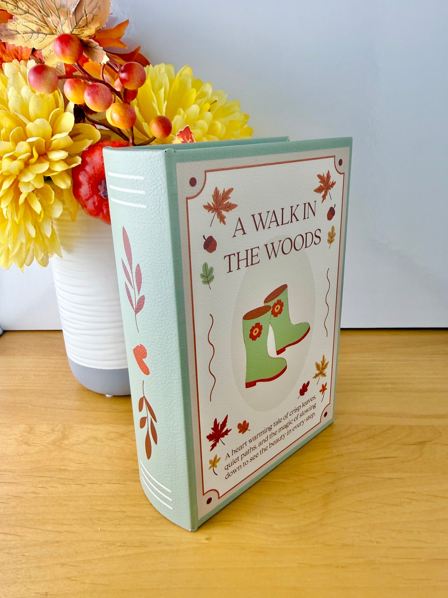 Cosy Chapter Wooden Book Box - A Walk in the Woods