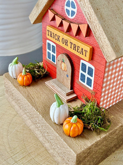 Autumn Wooden House - Trick or Treat