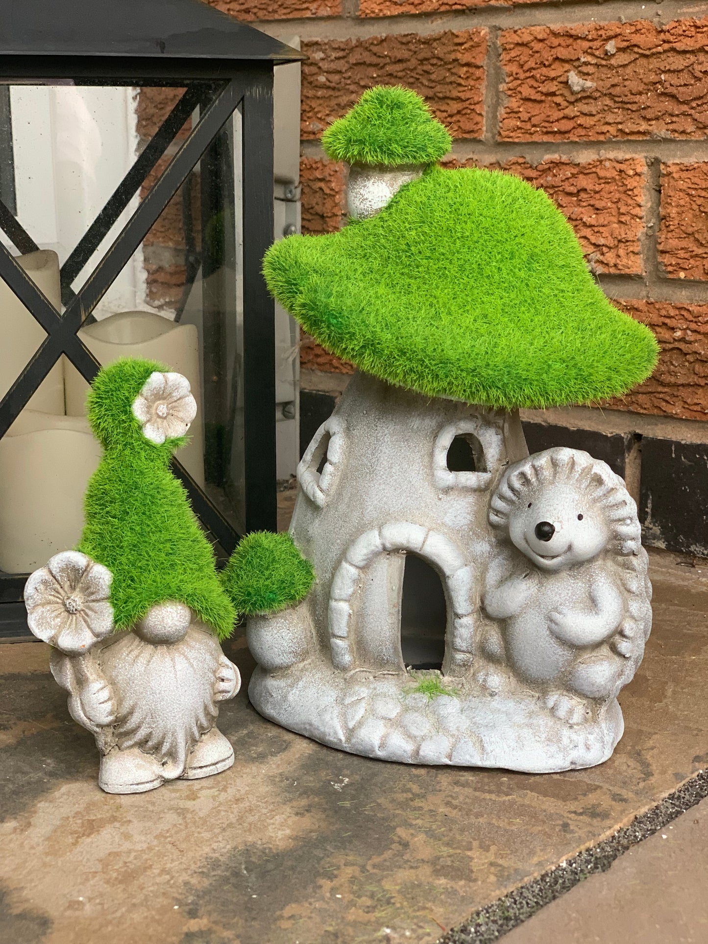 Grassy Toadstool House with hedgehog