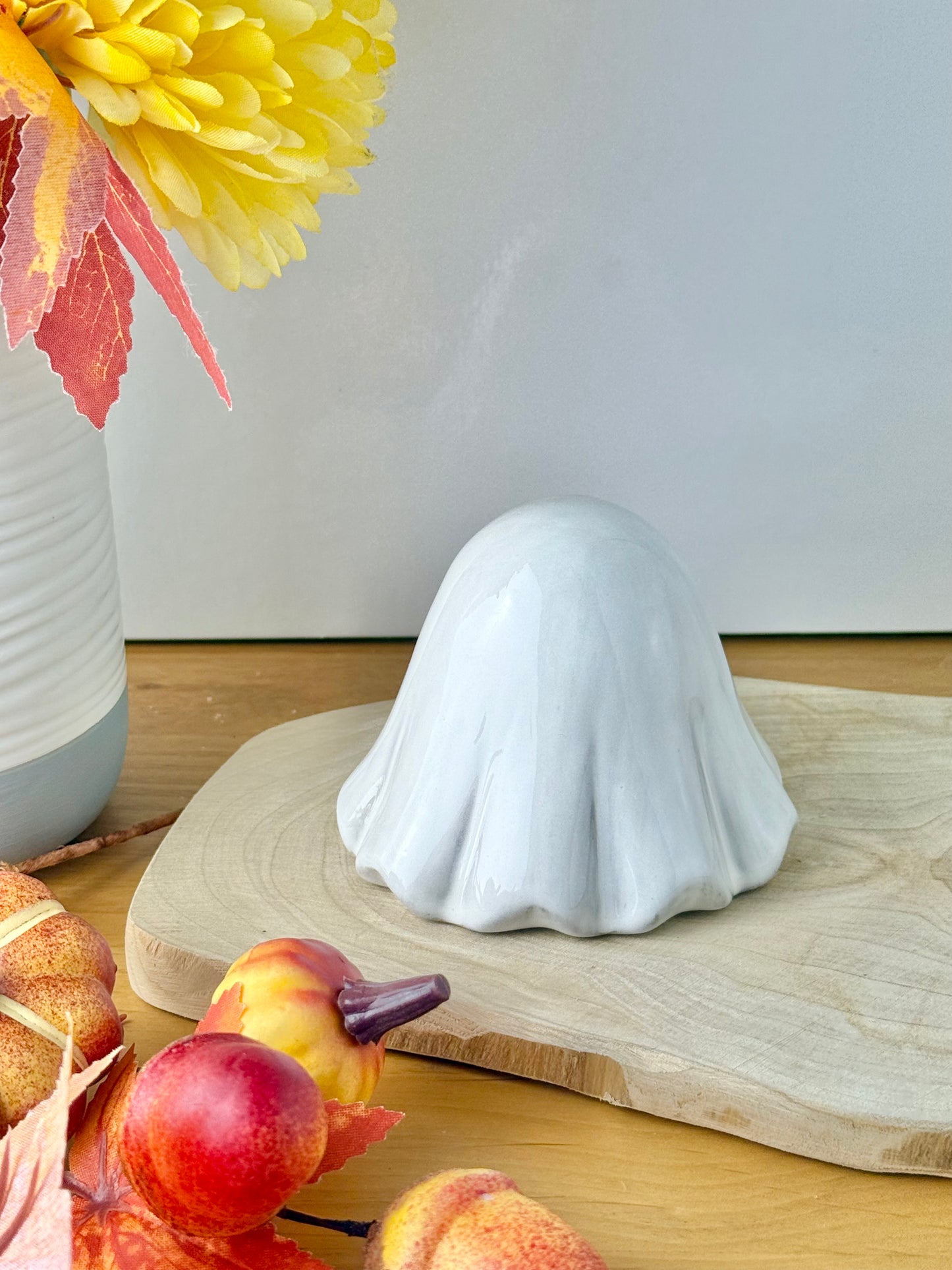 Light up Ceramic Ghost - 2 sizes