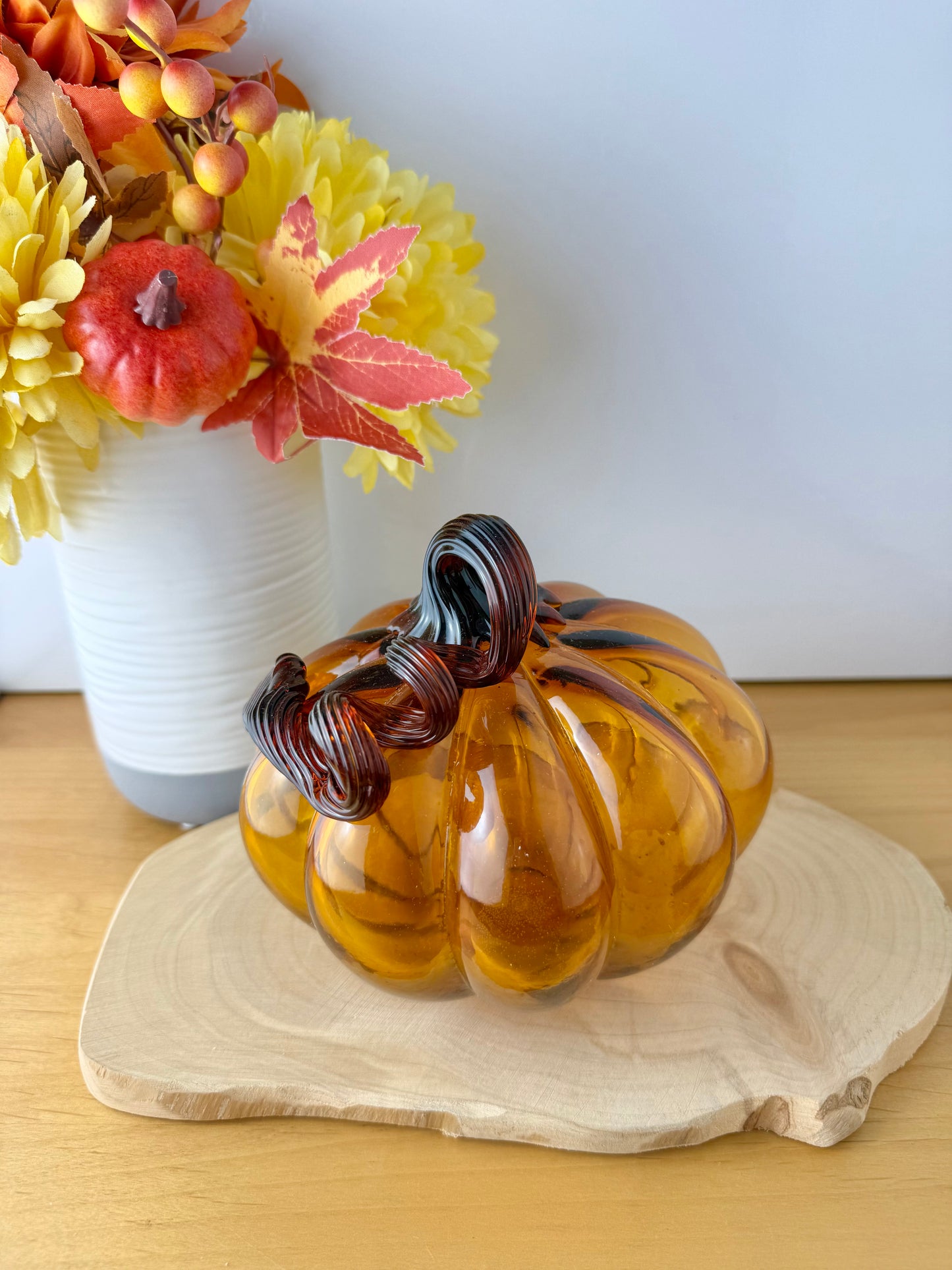 Glass Amber Pumpkin - large