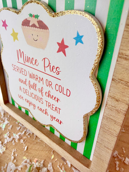 Festive Fun green & white novelty wooden easel signs