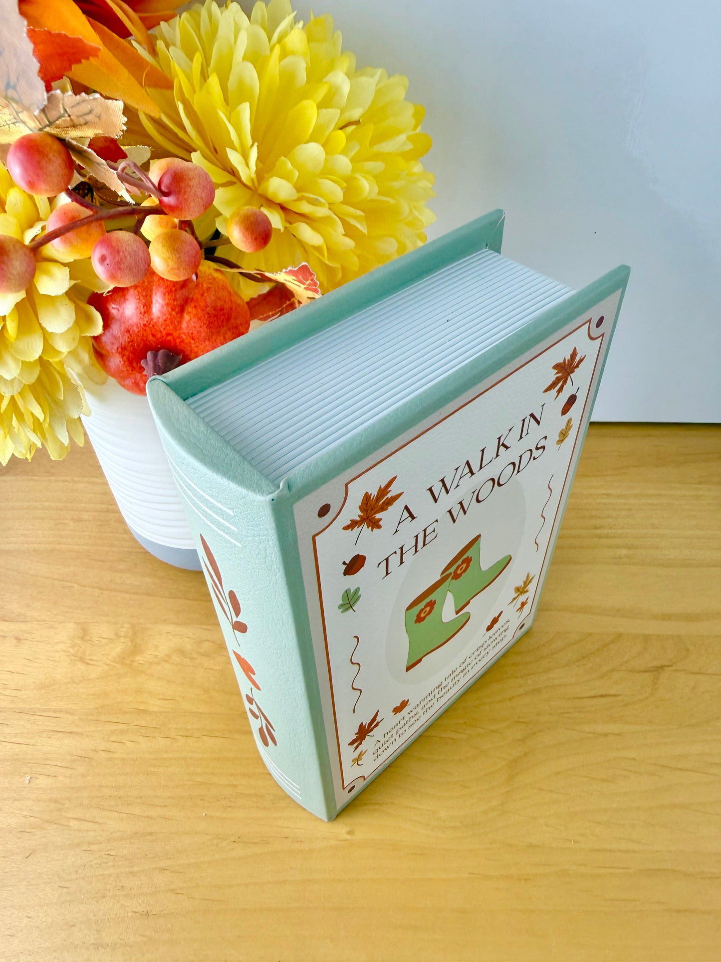 Cosy Chapter Wooden Book Box - A Walk in the Woods