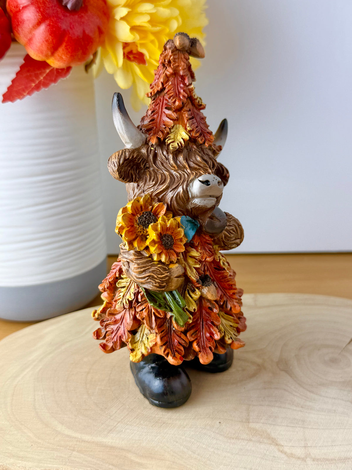 Highland Cow - Autumnal Outfits
