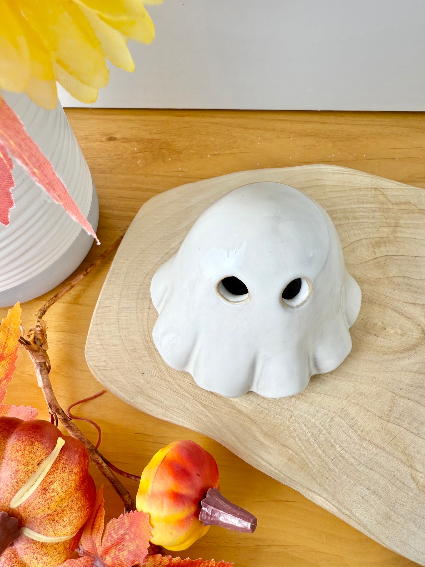 Light up Ceramic Ghost - 2 sizes