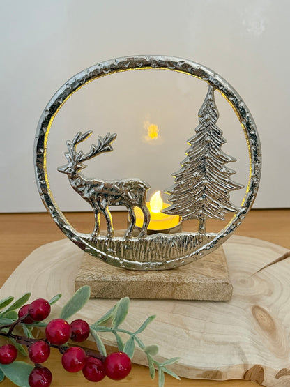 Round silver Christmas Scene T-light holder