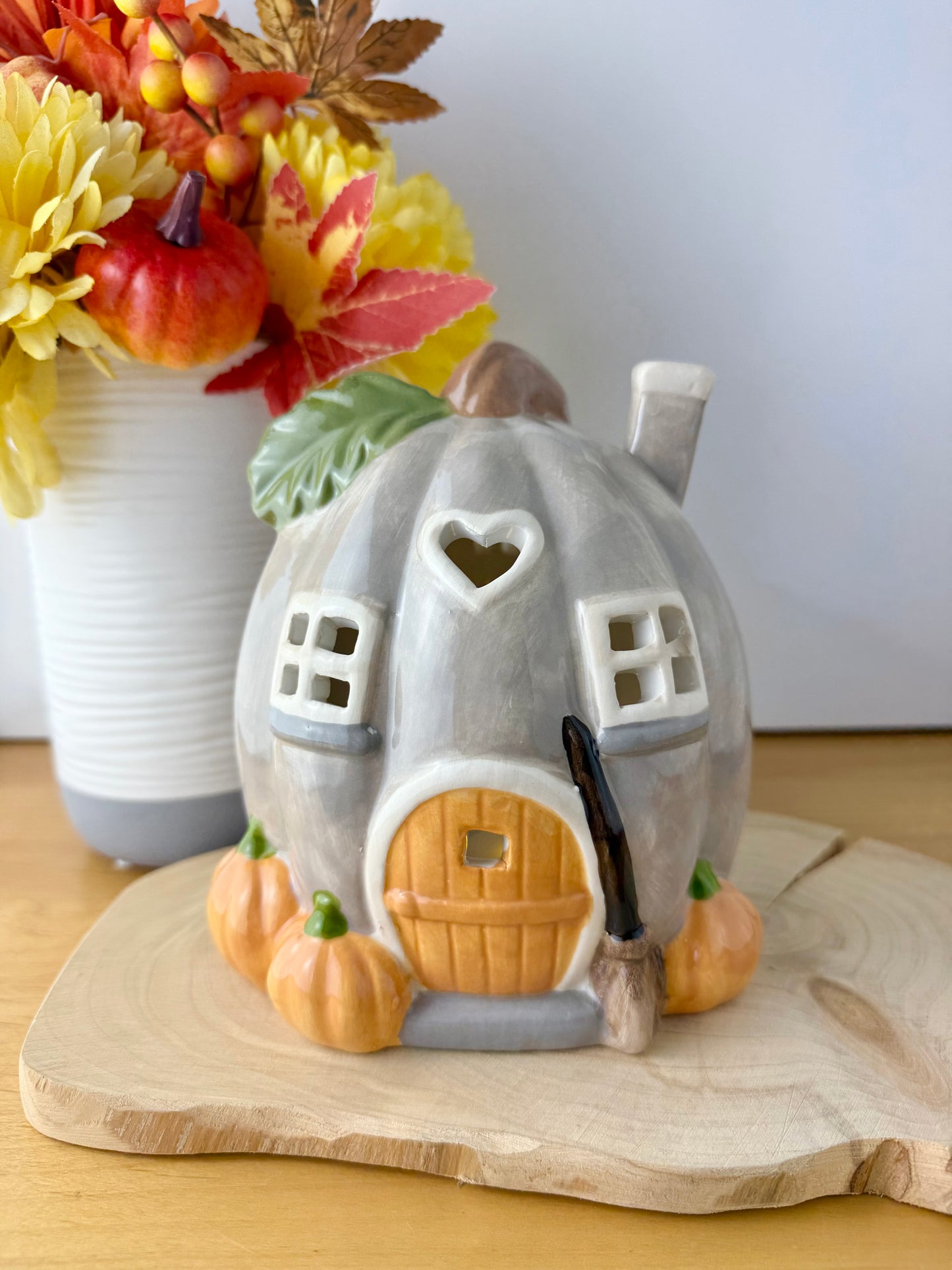 Harvest Home Pumpkin Tea Light Holder