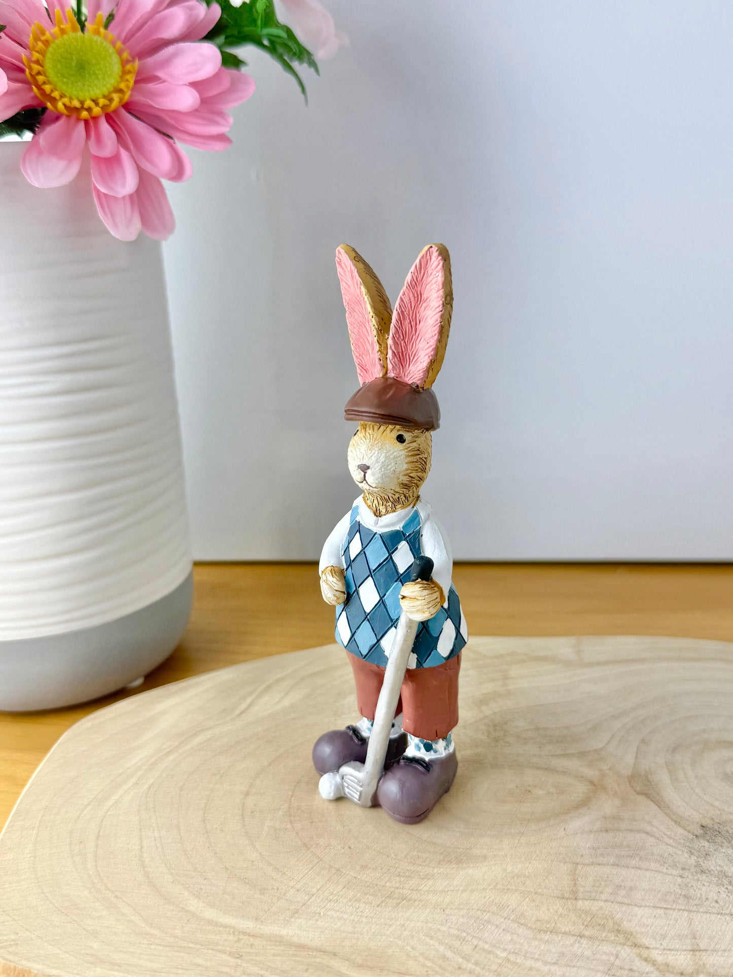 Jasper Rabbit the Golfer
