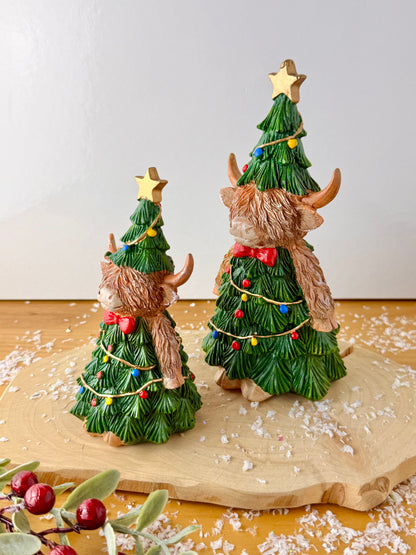 Highland Cow Christmas Tree - 2 Sizes
