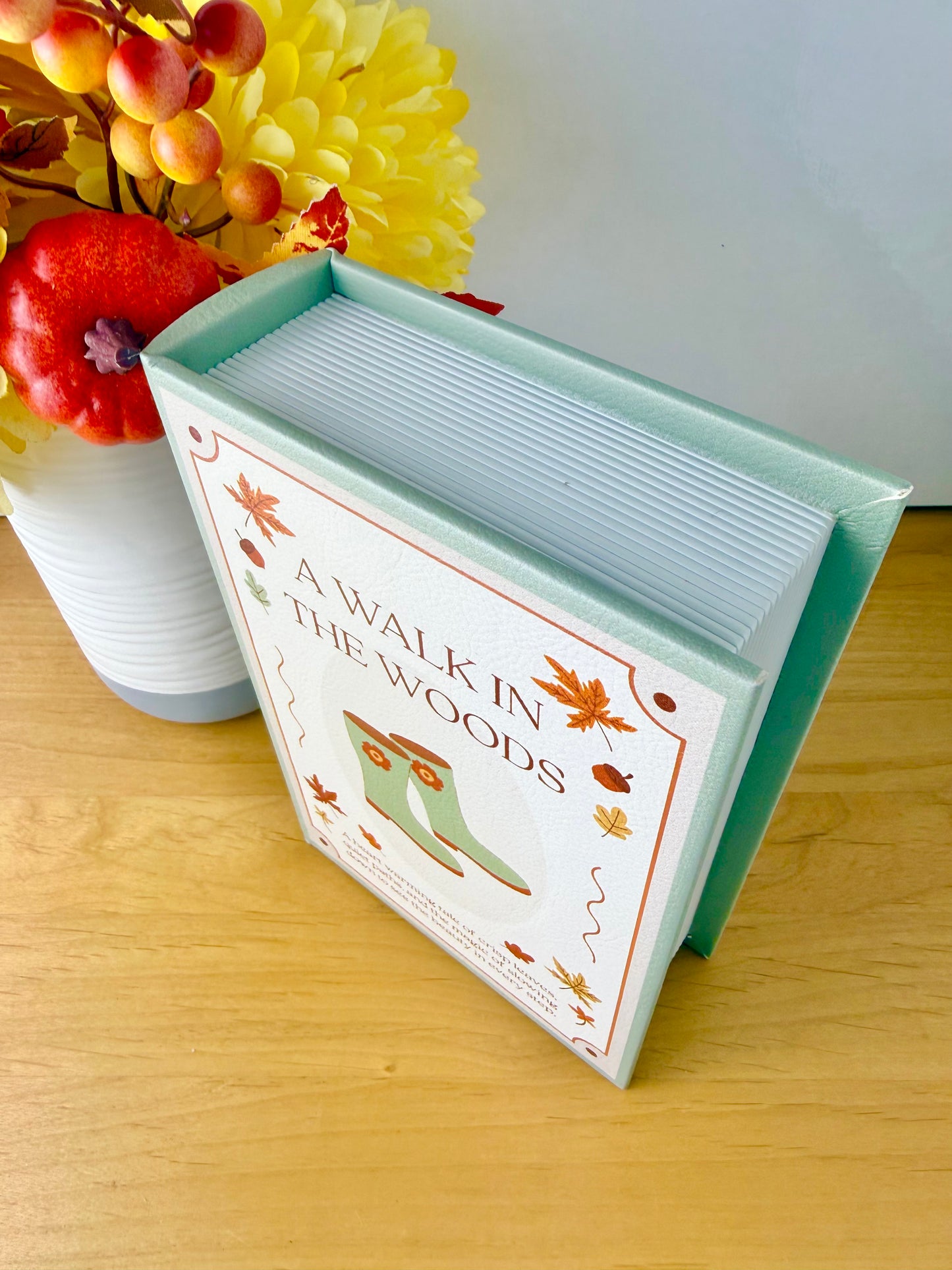 Cosy Chapter Wooden Book Box - A Walk in the Woods