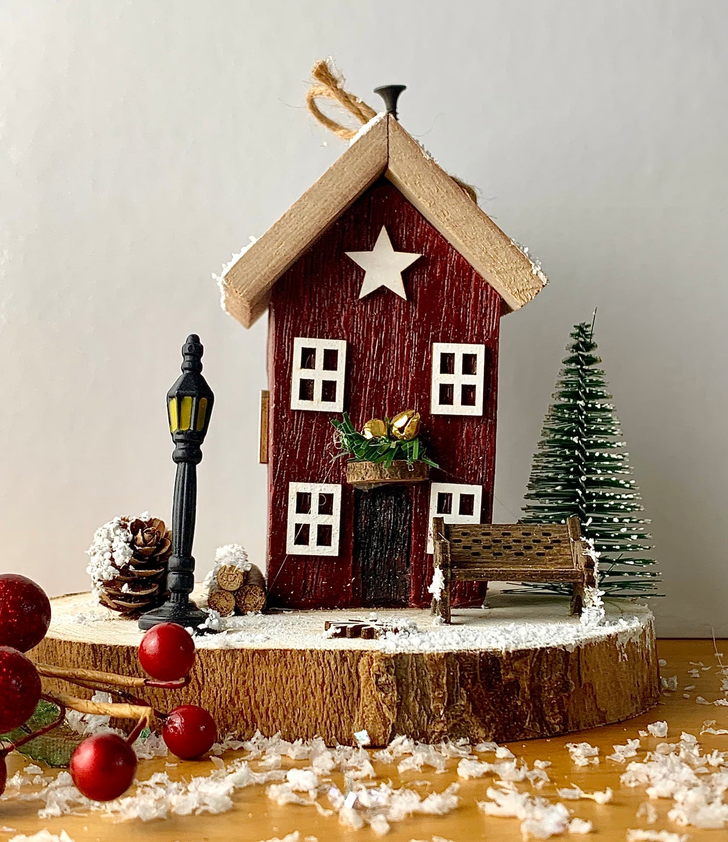 Christmas Cottage - Red with Bench & Street Light