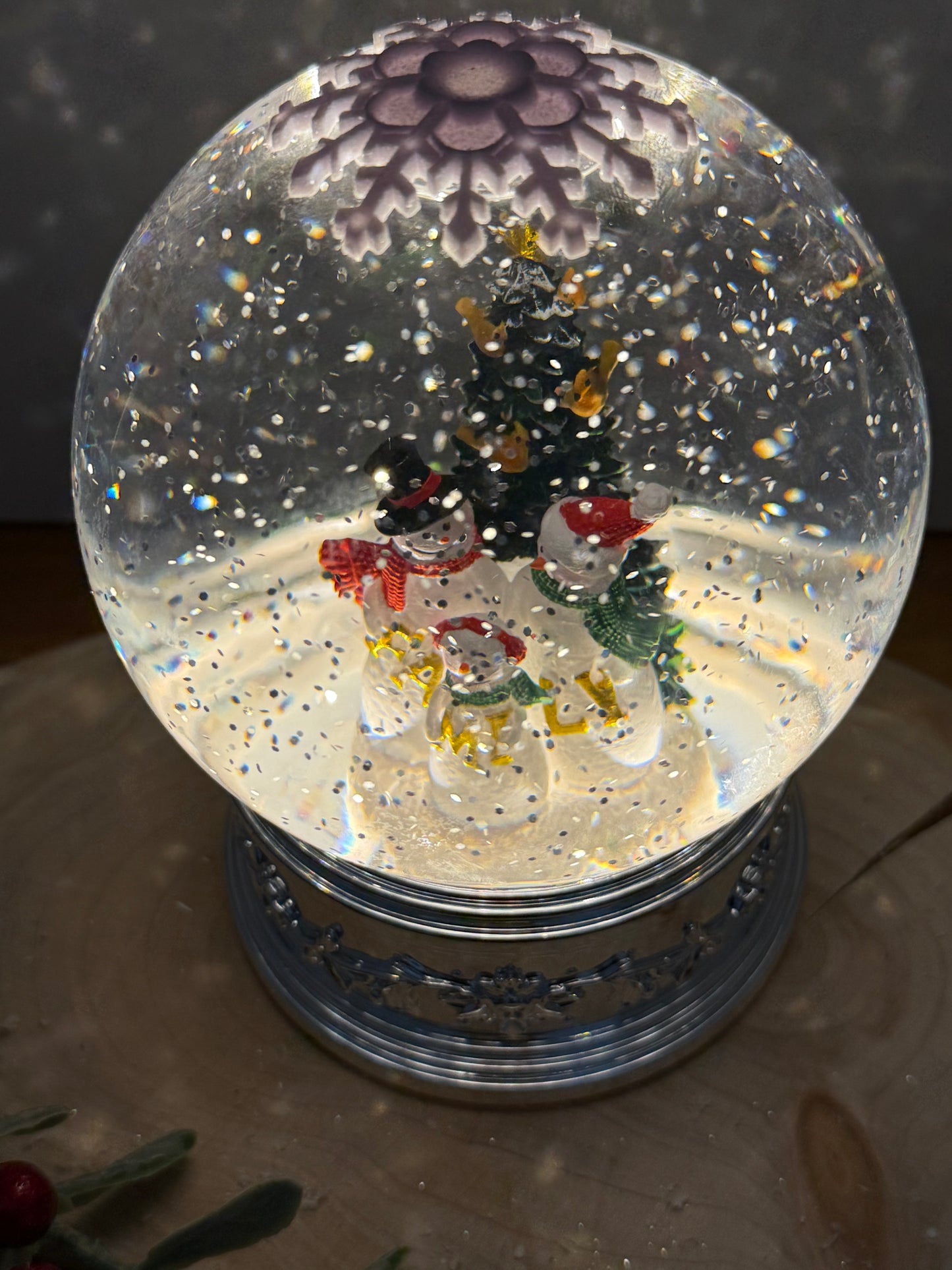 Santa LED Globe Water Spinner/ Snowglobe