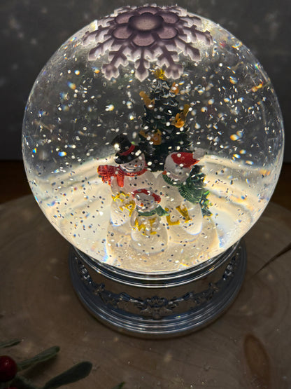 Santa LED Globe Water Spinner/ Snowglobe