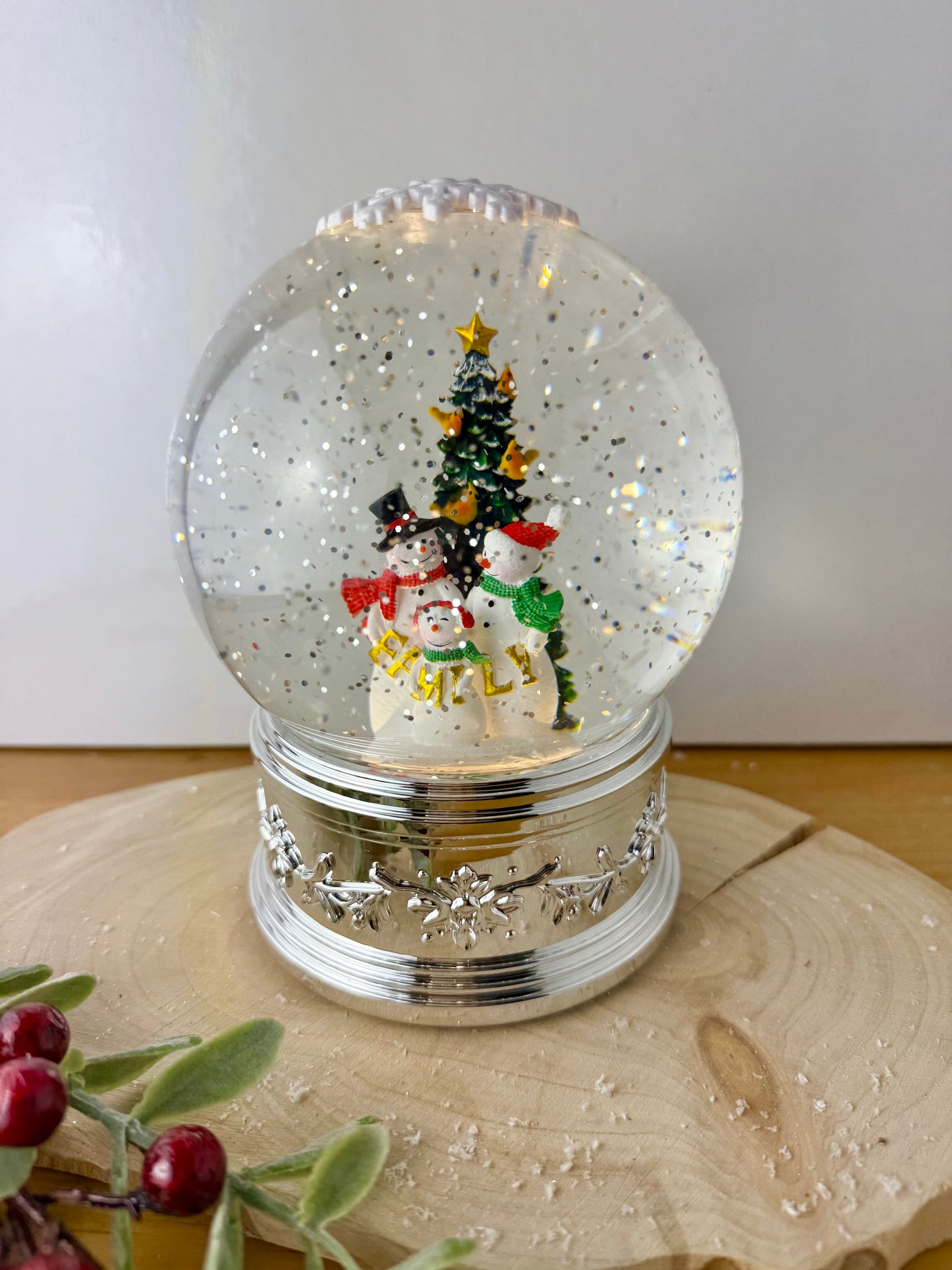 Santa LED Globe Water Spinner/ Snowglobe