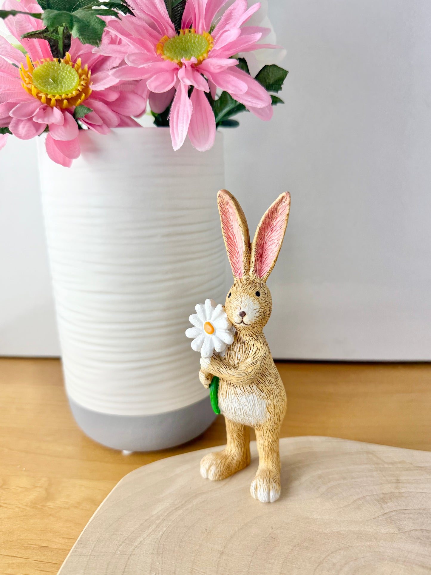 Jasper Rabbit with Daisy flower