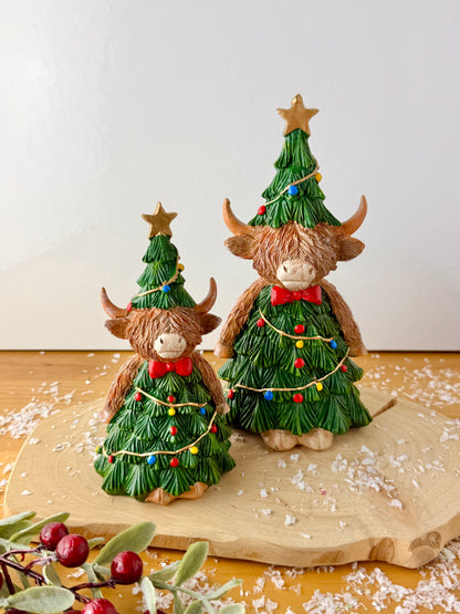 Highland Cow Christmas Tree - 2 Sizes
