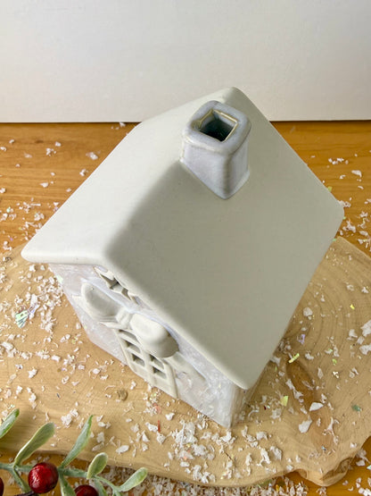 Light Up Natural Bow Ceramic House - 2 Sizes