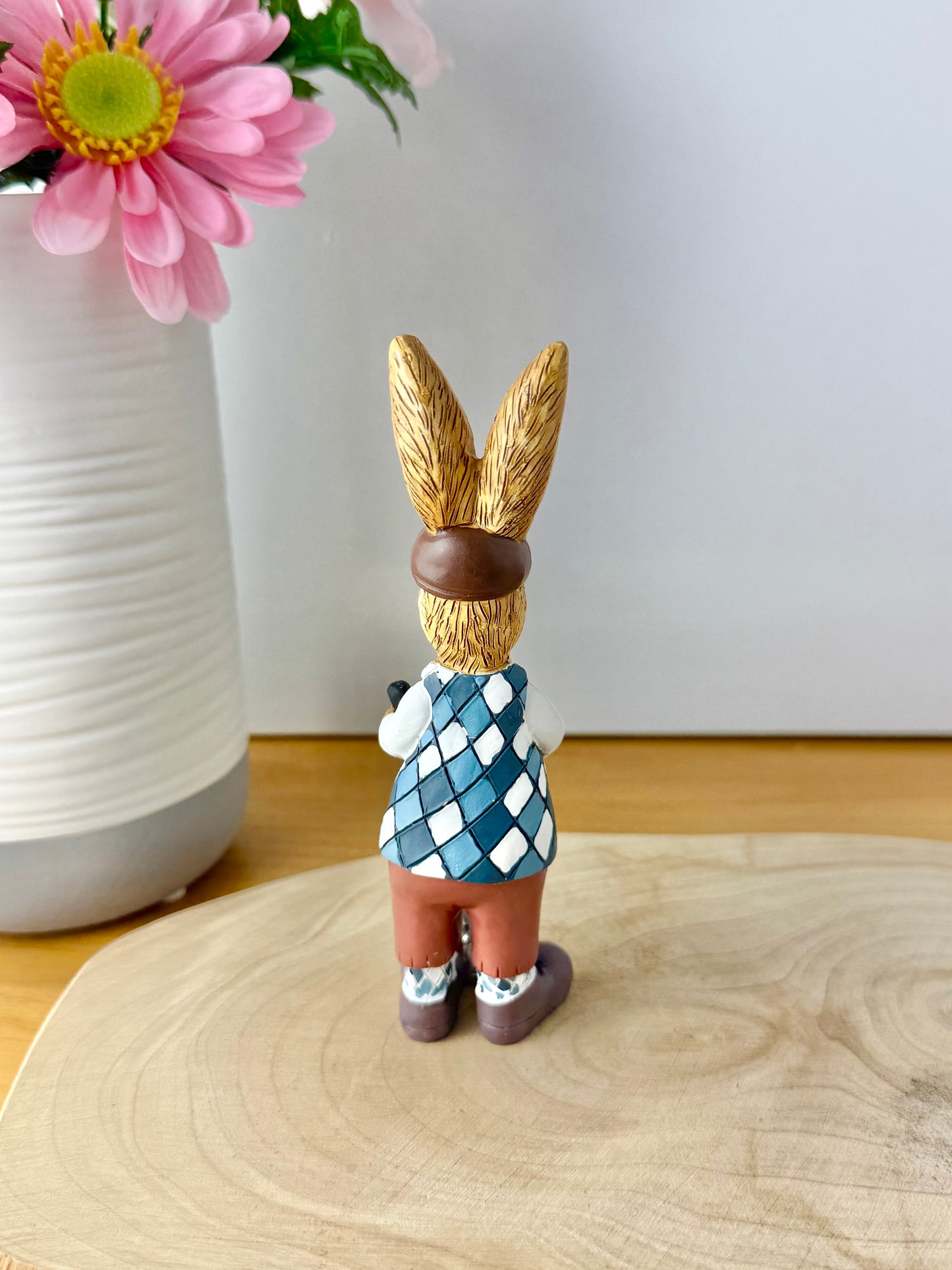 Jasper Rabbit the Golfer